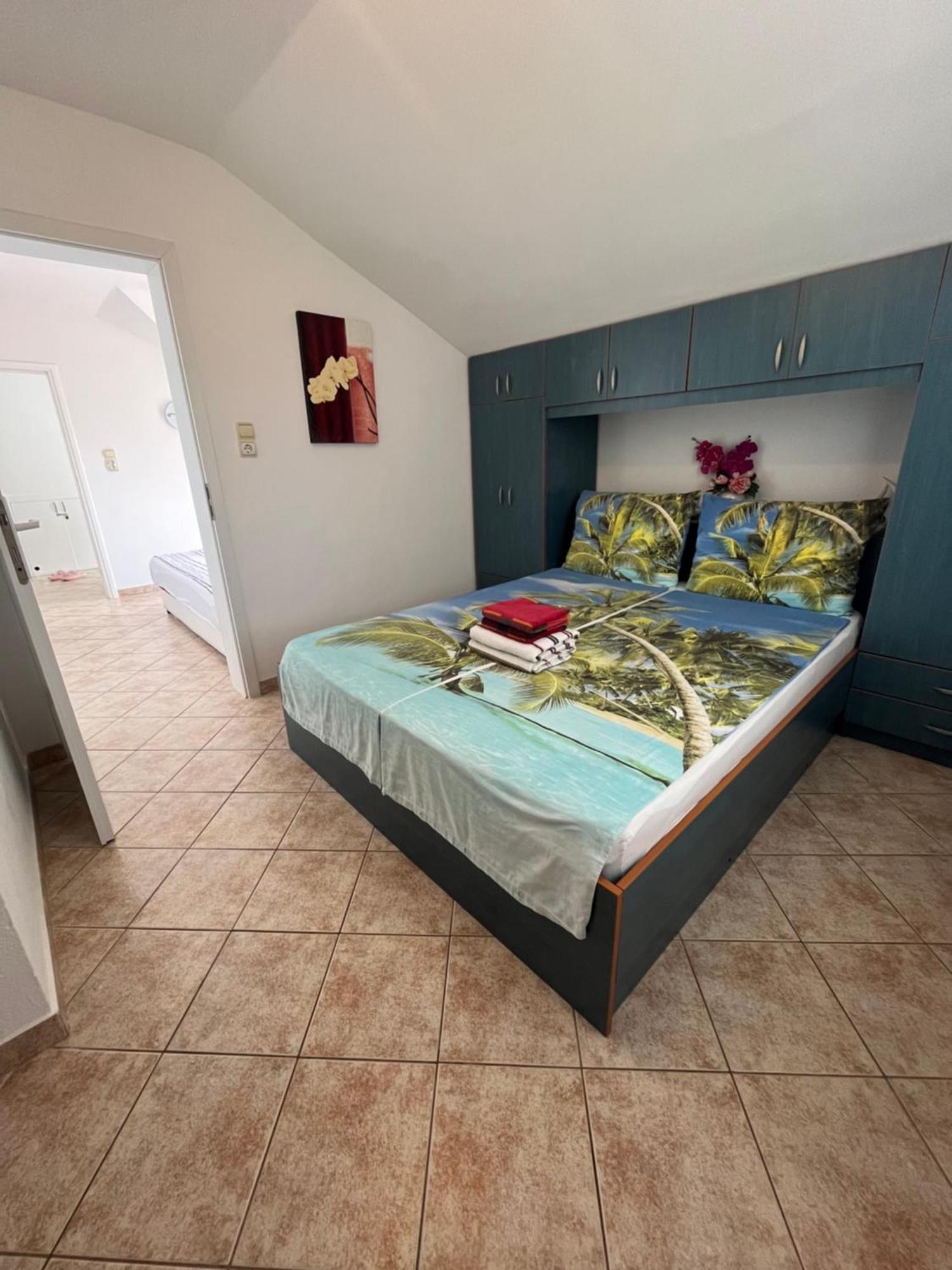 Apartmani Kalinic Bijela Zewnętrze zdjęcie